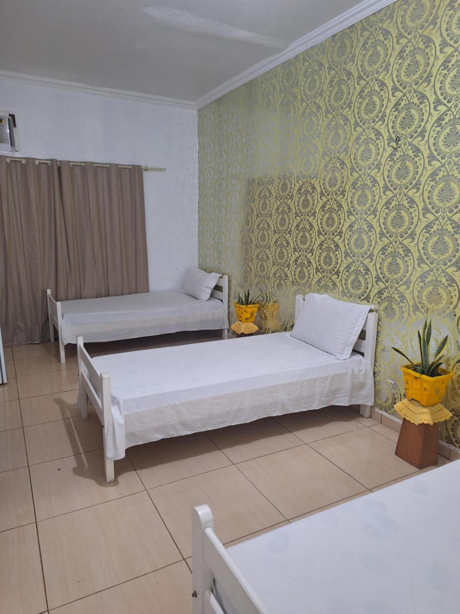 Triplo Com Banheiro Compartilhado Gasthof
